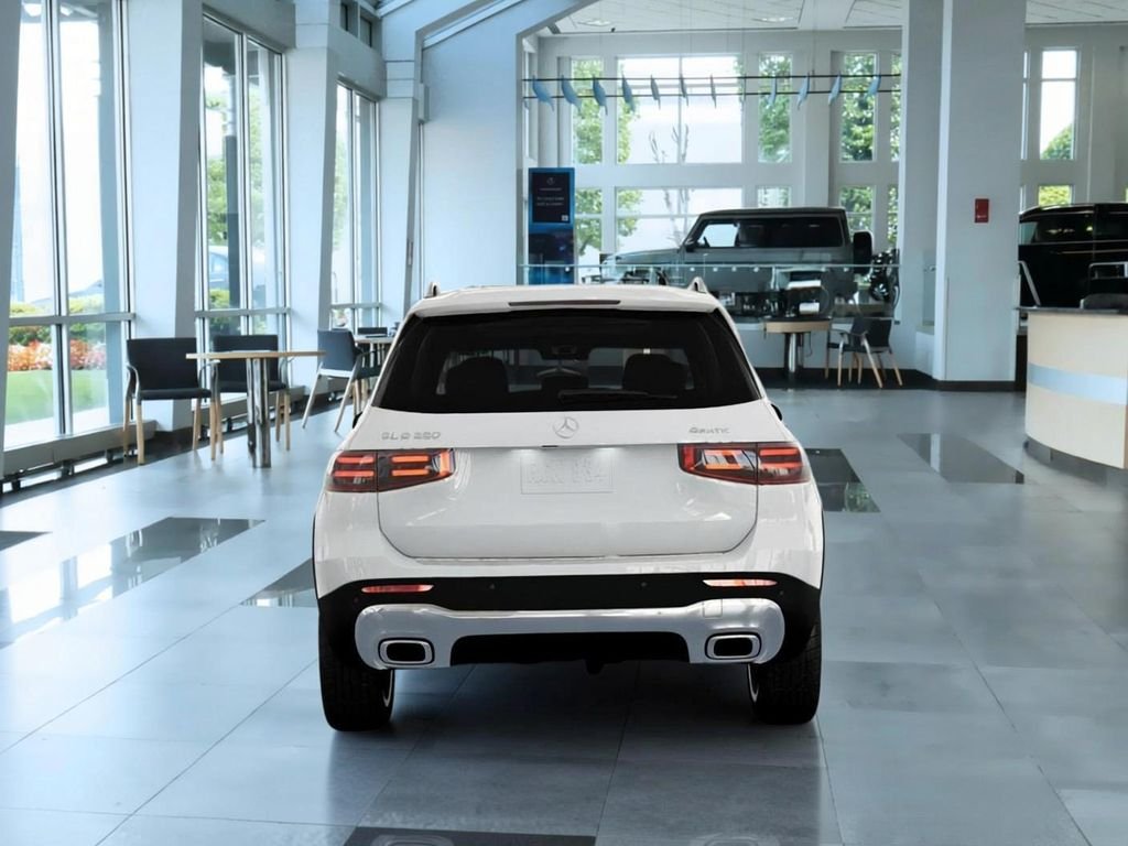 New 2026 Polar White Mercedes-Benz GLB 250 image 24