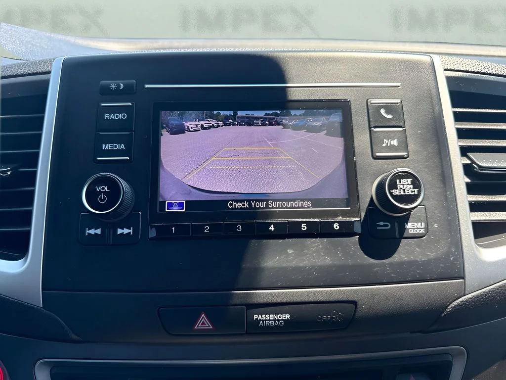 Used 2020 Silver Honda Sport image 10