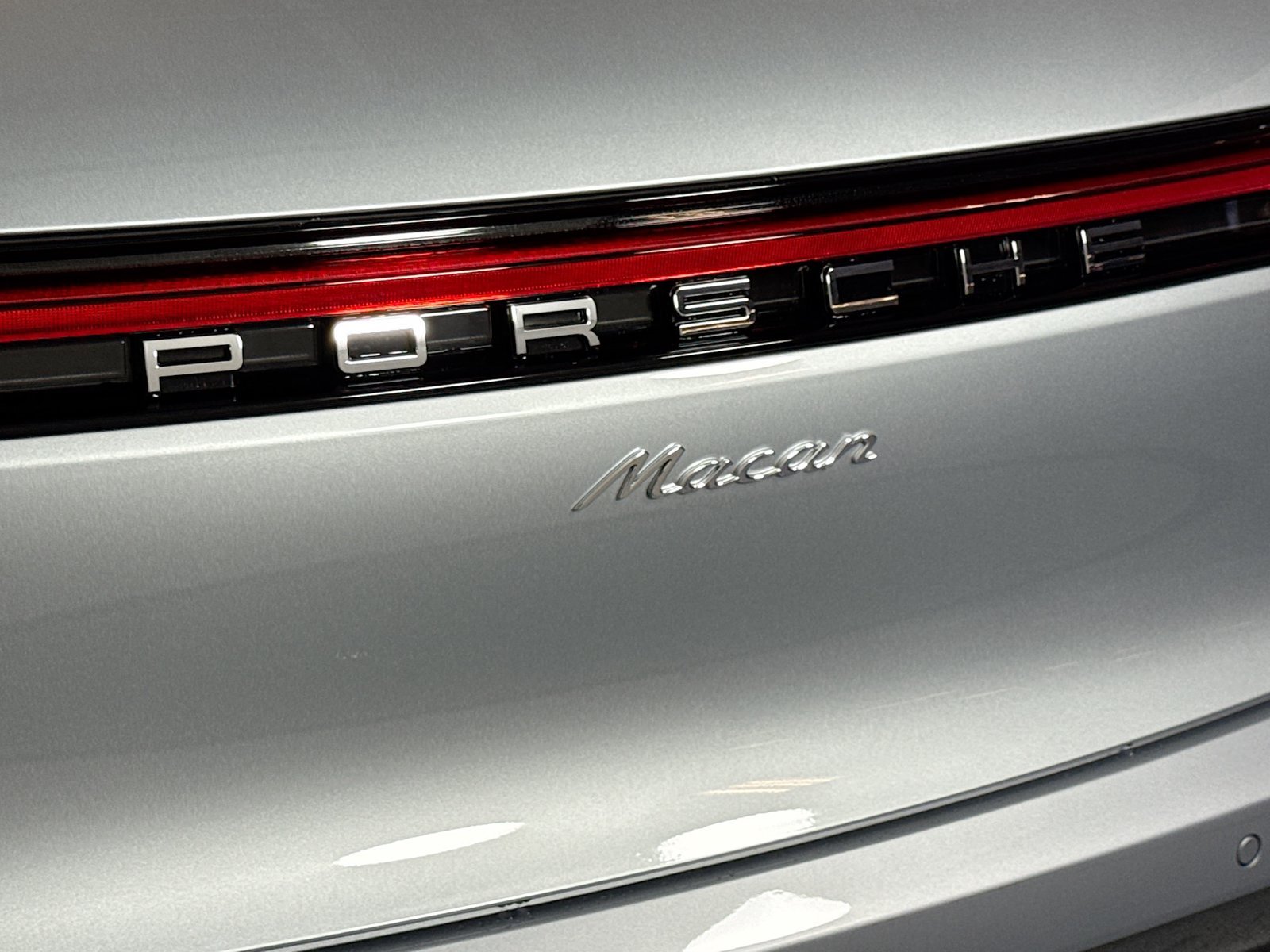 Used 2026 Dolomite Silver Metallic Porsche  image 26