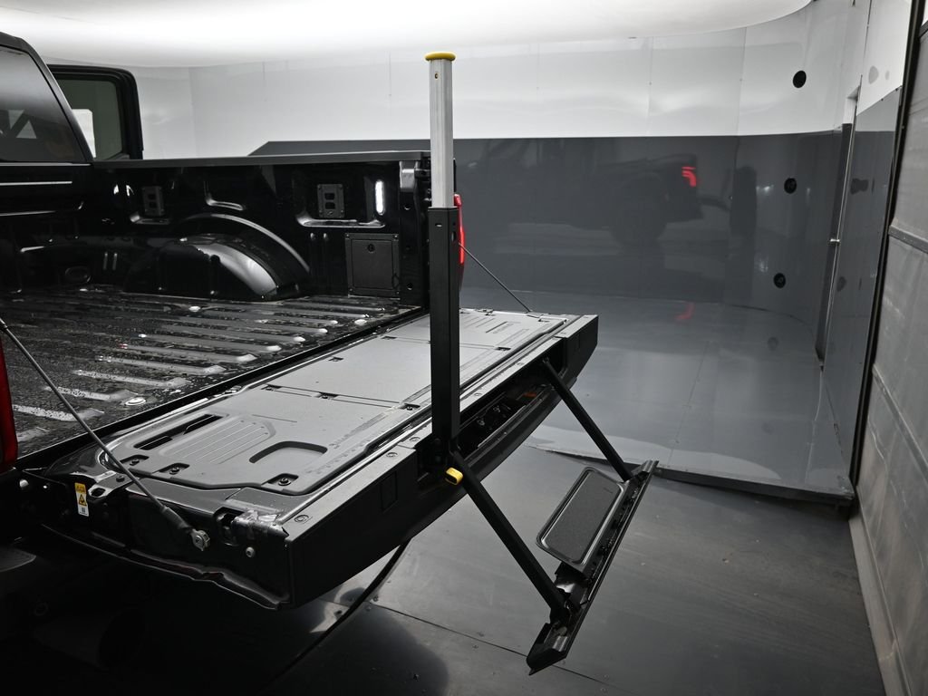 New 2026 Agate Black Metallic Ford Raptor image 24
