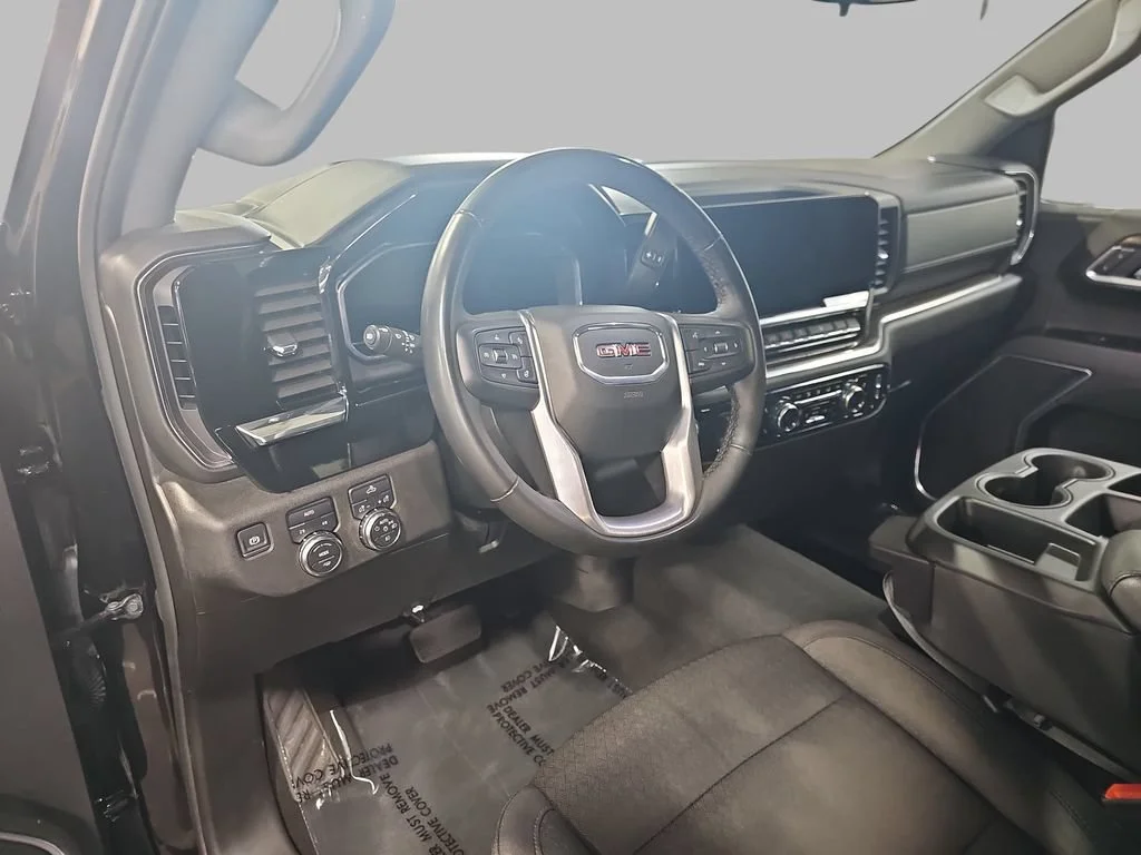 Certified Used 2025 Onyx Black GMC Elevation image 19