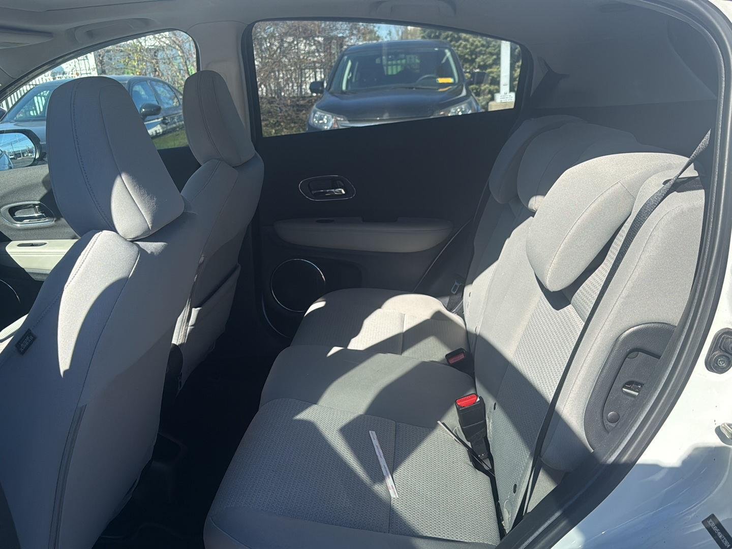 Used 2019 Platinum White Pearl Honda EX image 12