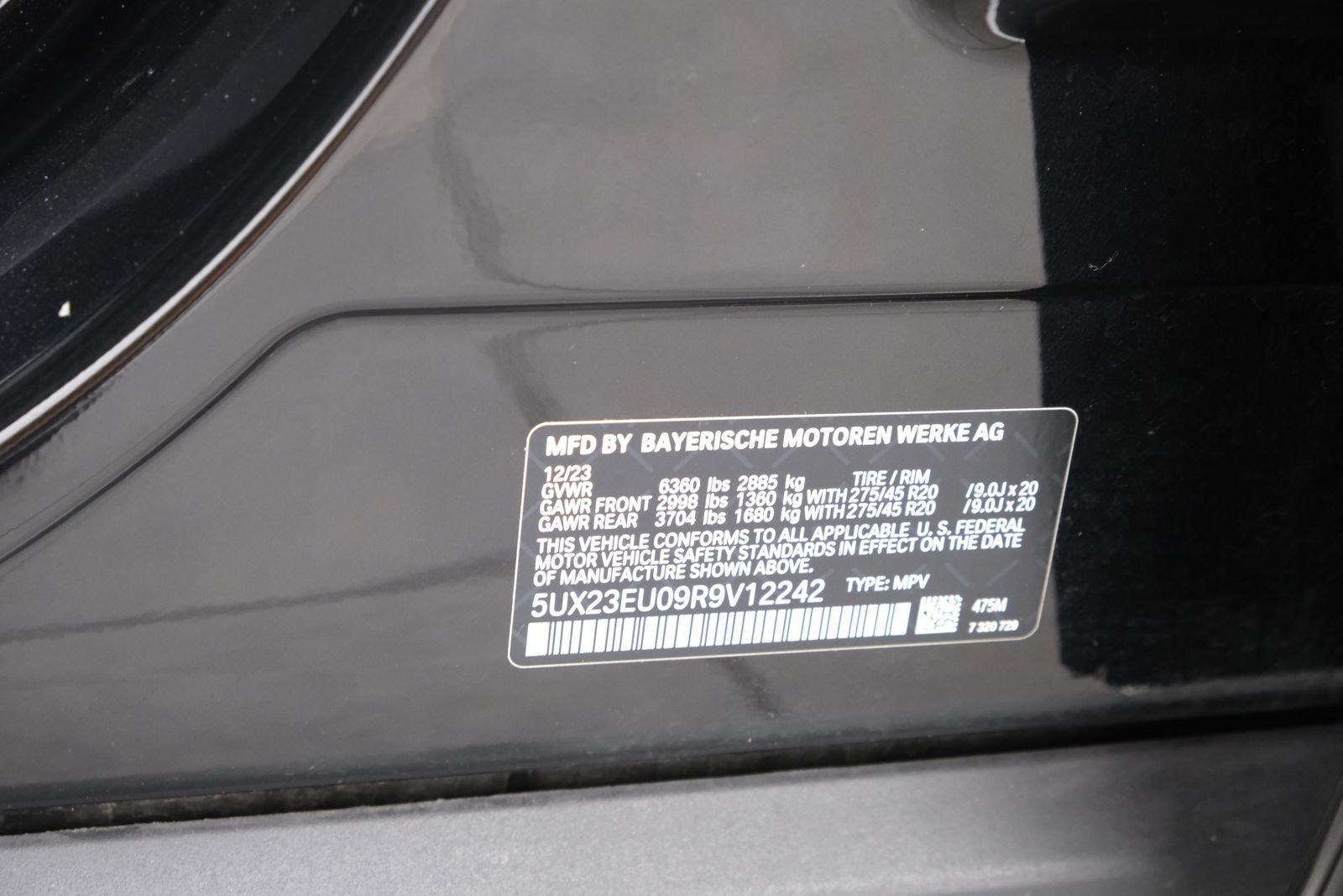 Certified Used 2024 Black Sapphire Metallic BMW xDrive40i image 31