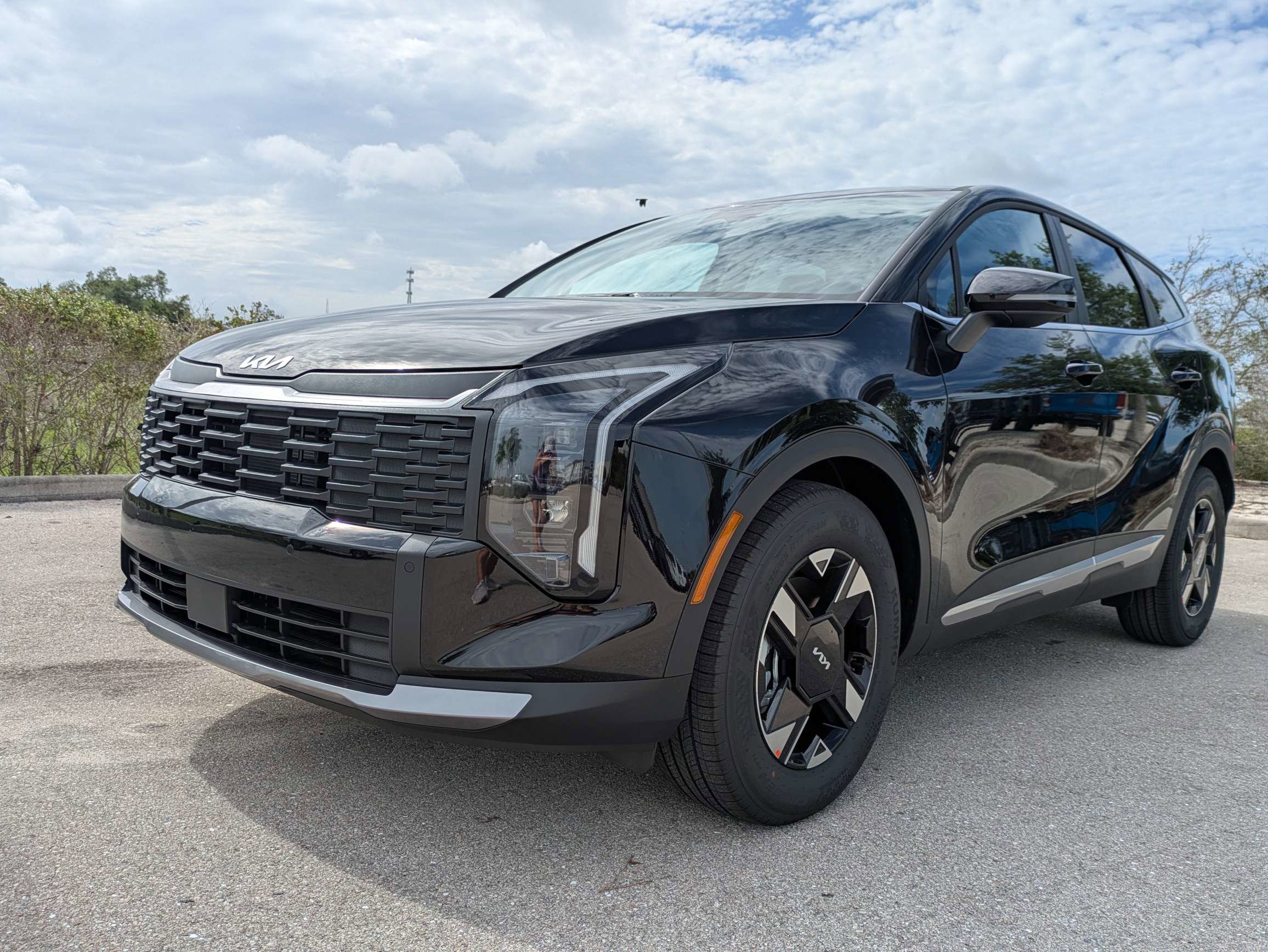 New 2026 Ebony Black Kia LX image 9