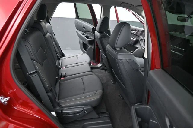 New 2026 Red Nissan SL image 15