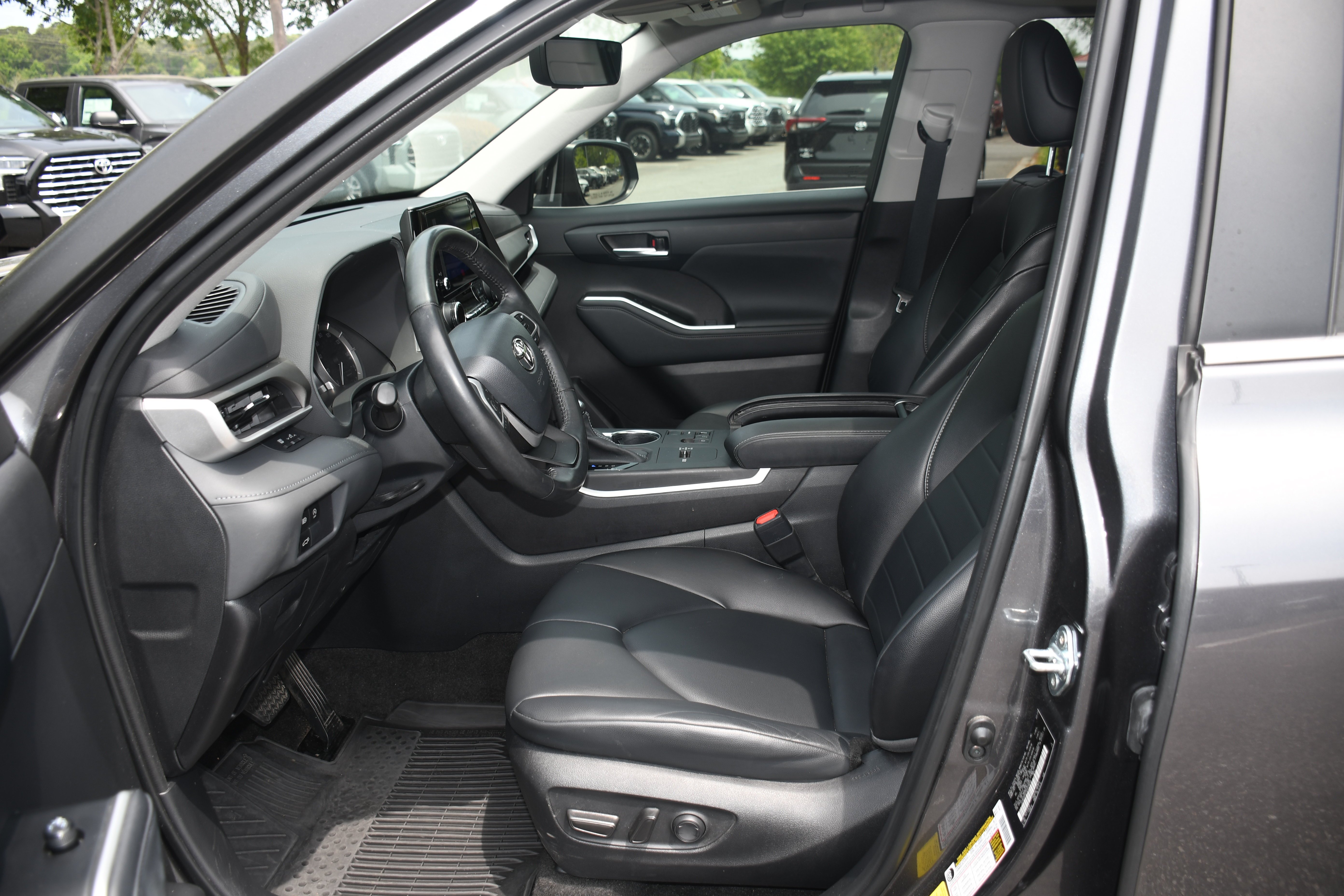 Used 2023 Gray Toyota XLE image 8