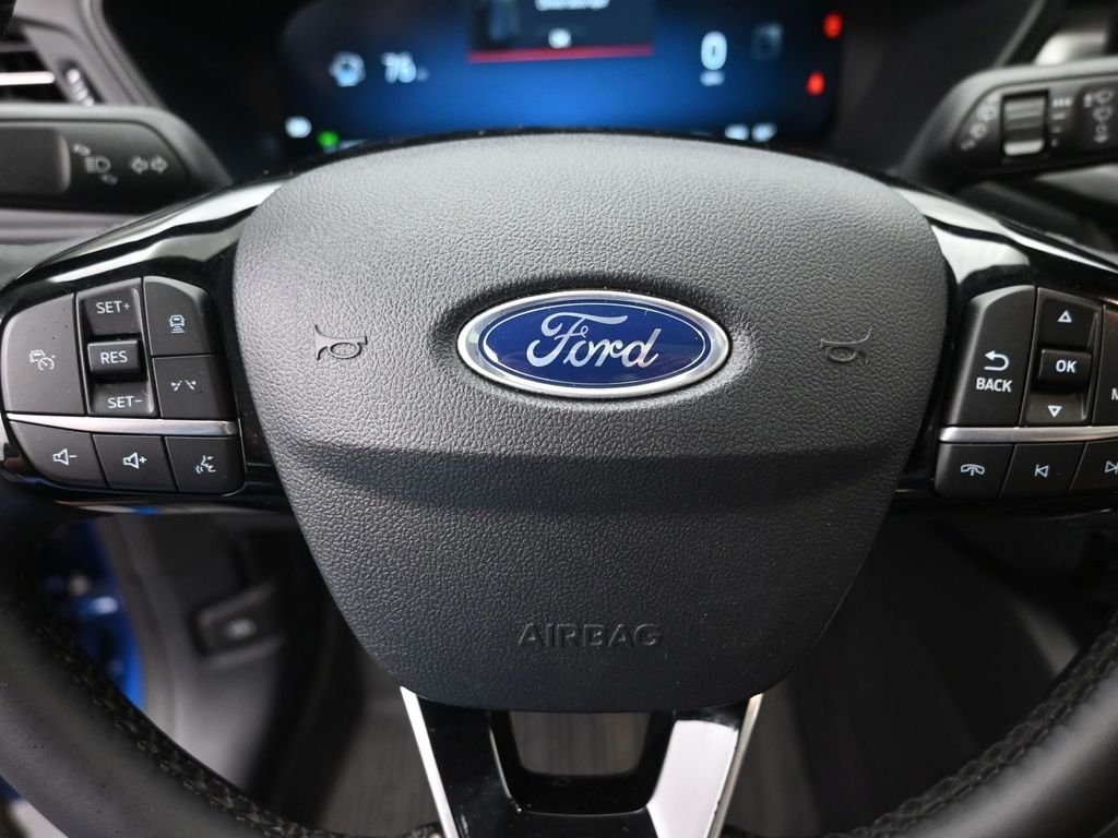 Used 2023 Blue Ford Active image 19