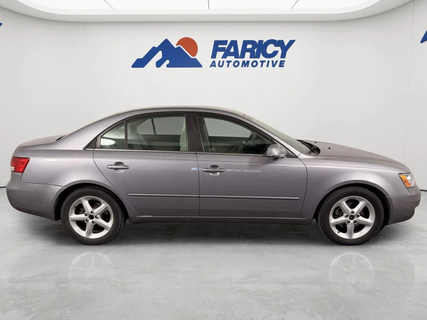 Used 2007 Golden Beige Hyundai SE image 9