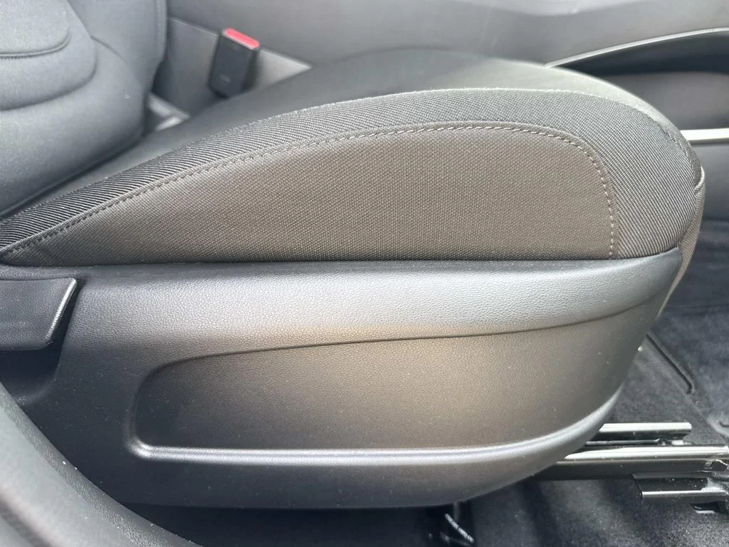 Used 2022 Gray Hyundai Blue image 12