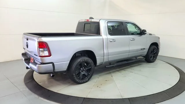 Used 2022 Silver Ram Big Horn/Lone Star image 10