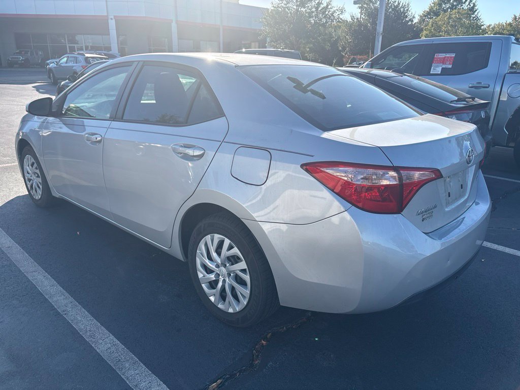 Used 2019 Silver Toyota L image 7