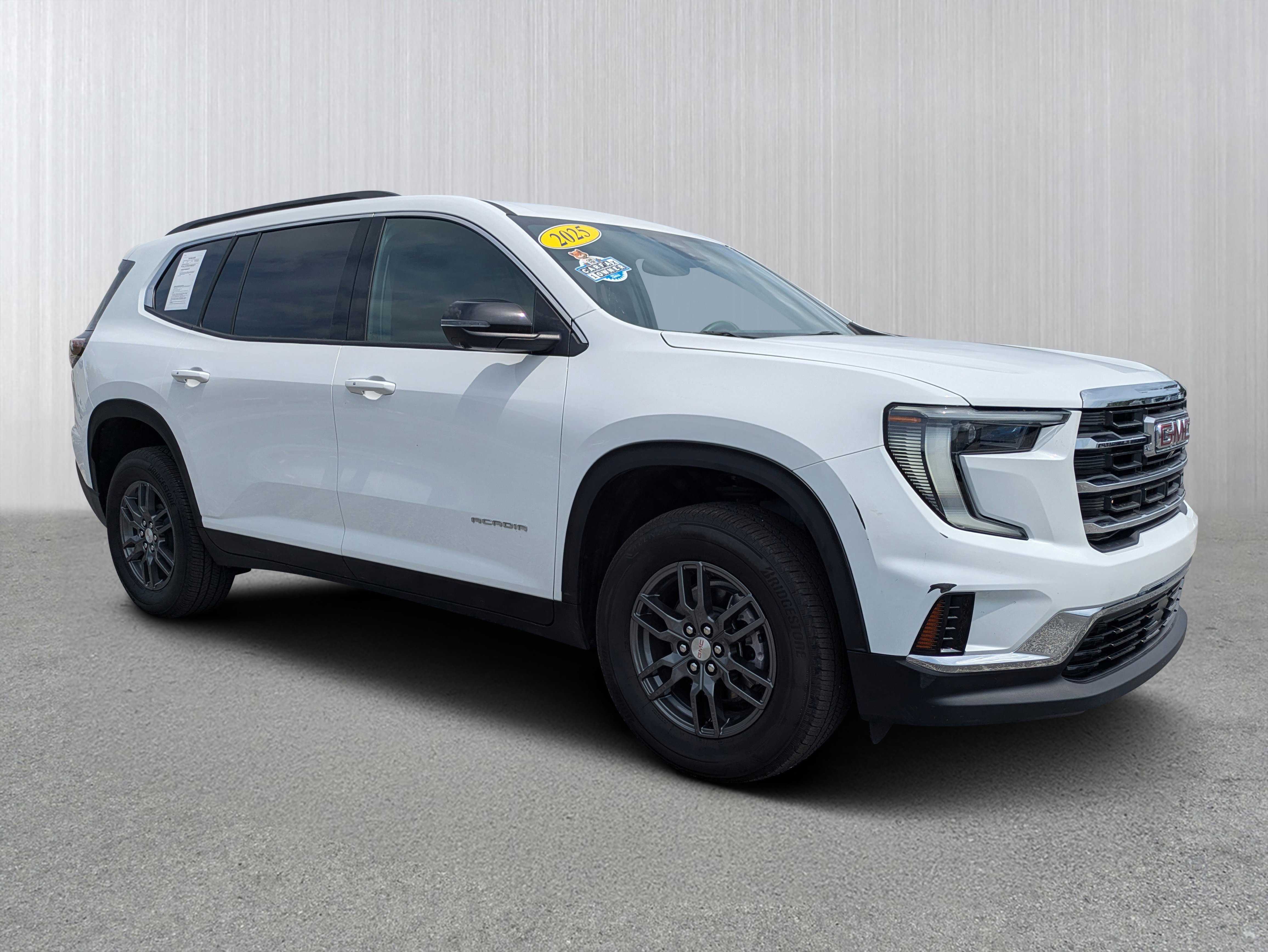 2025 GMC Acadia Elevation FWD's photo