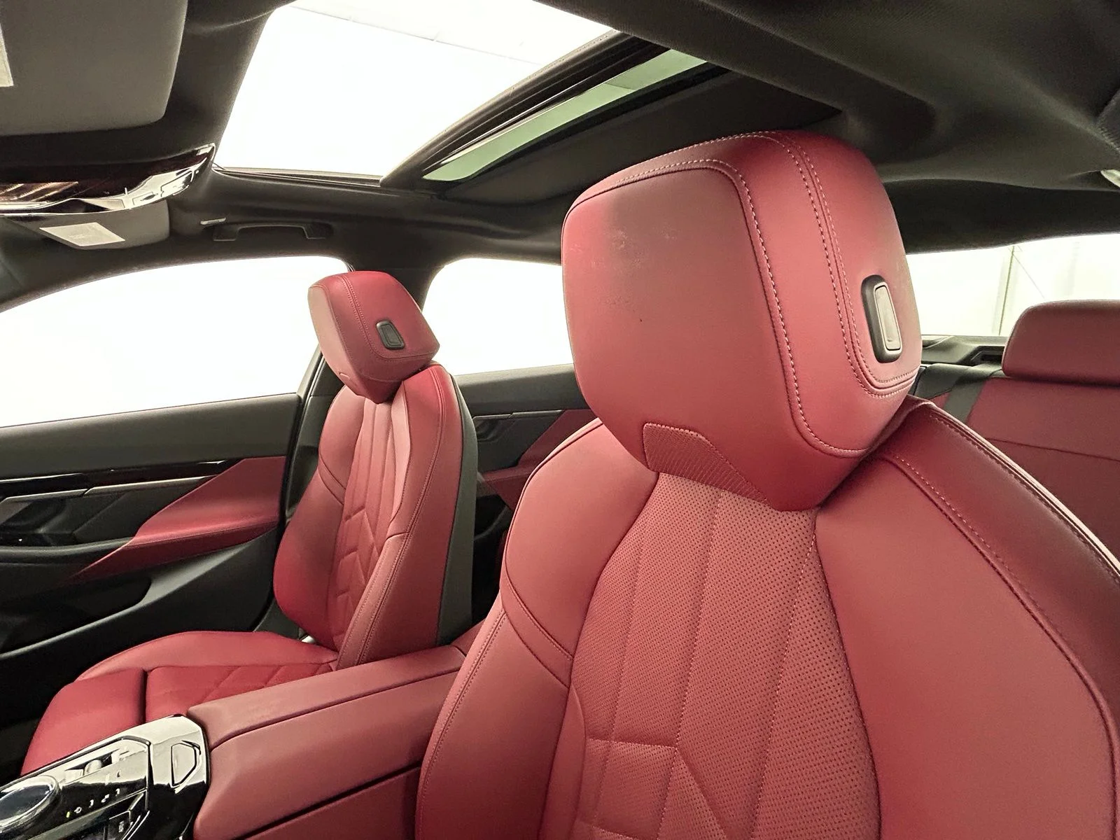 2026 BMW 5 Series 530i - Photo 28