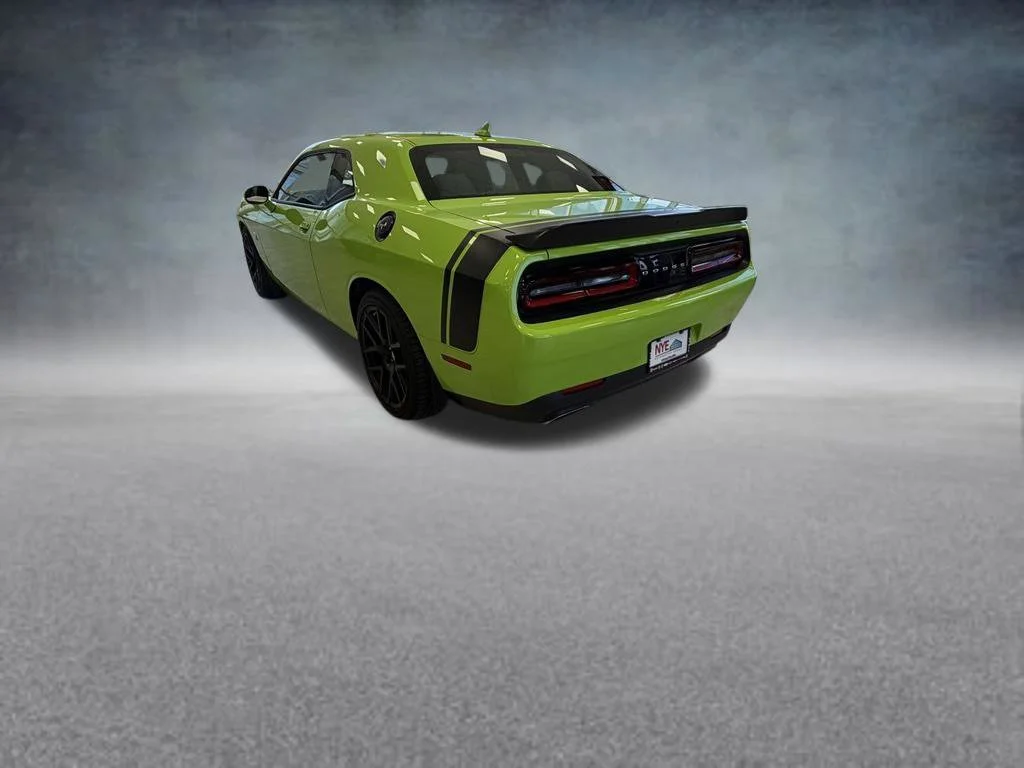 Used 2015 Beige Dodge R/T Scat Pack image 3