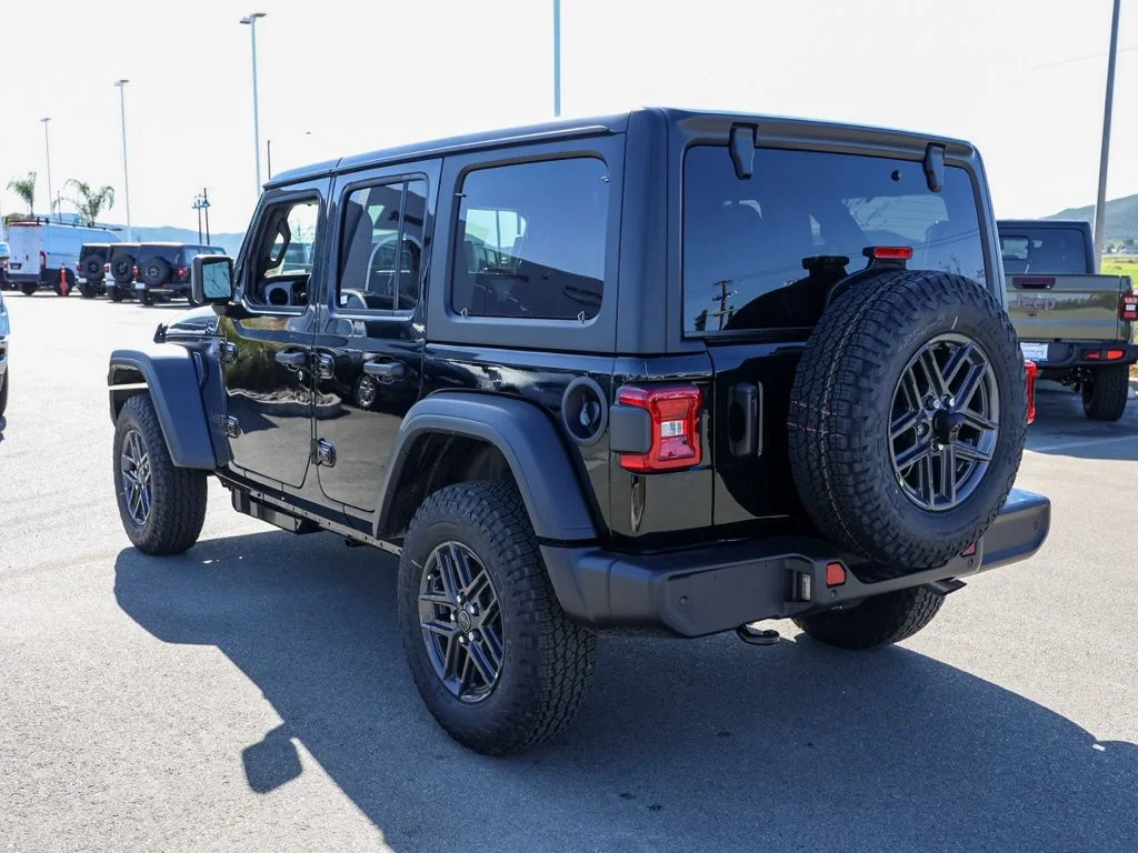 New 2026 Black Clear-Coat Exterior Paint Jeep Sport S image 5