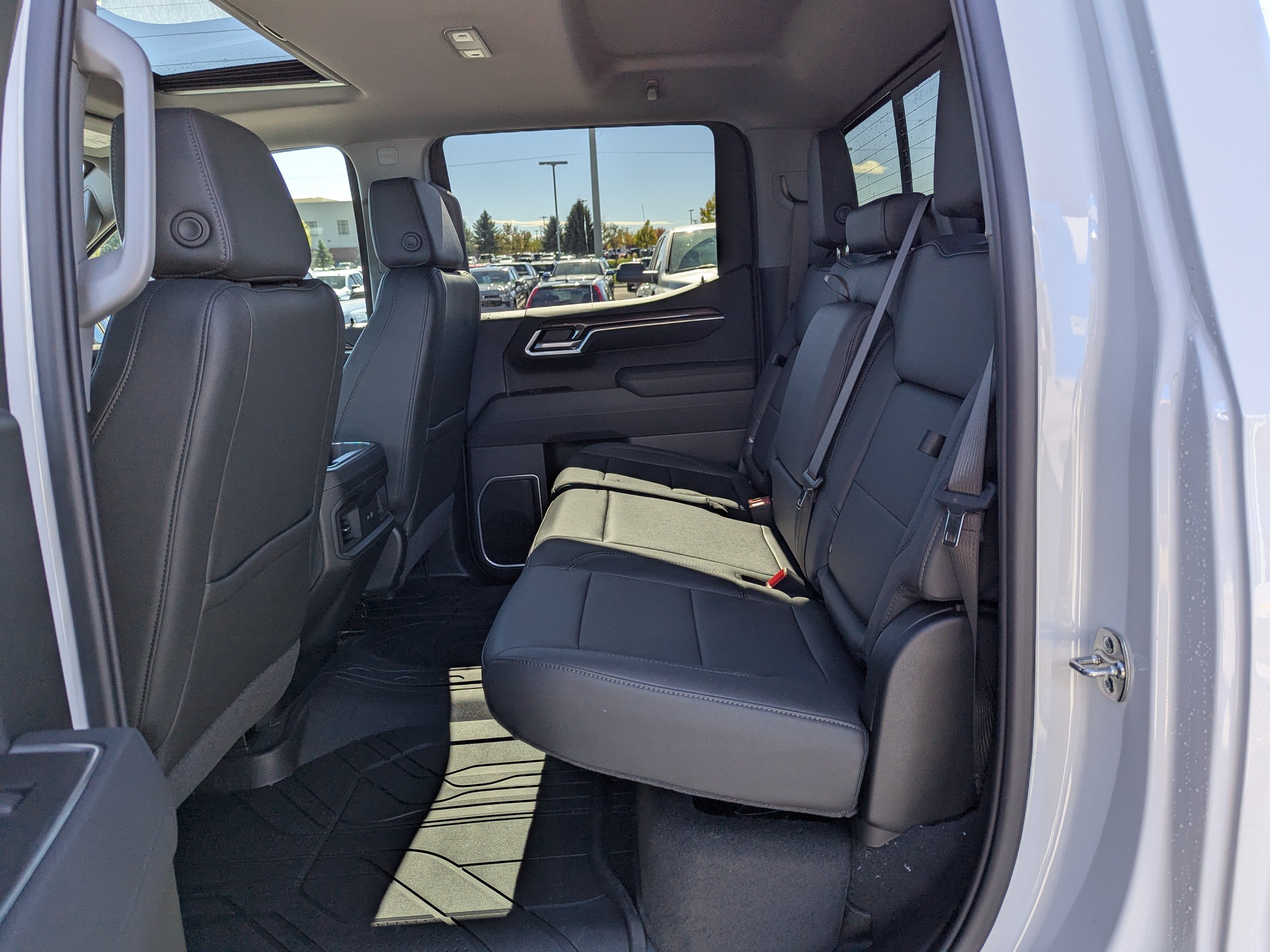 2026 Chevrolet Silverado 1500 RST - Photo 33