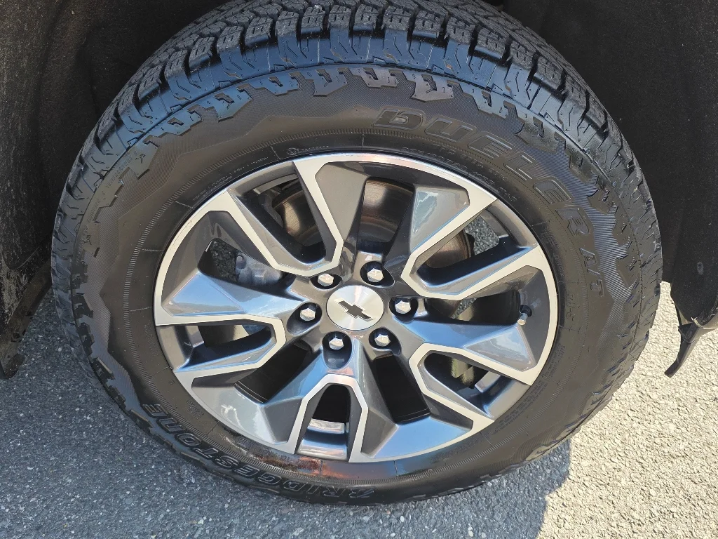 Used 2022 Dark Ash Metallic Chevrolet RST image 20
