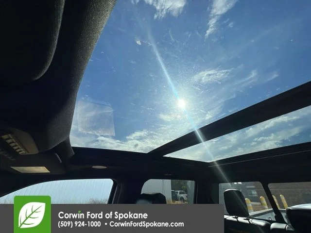 Used 2024  Ford Tremor image 12