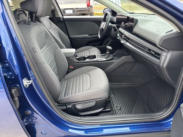 Used 2025 Blue Kia EX image 15