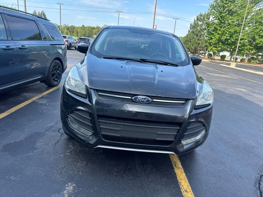 Used 2015 Tuxedo Black Ford SE image 5