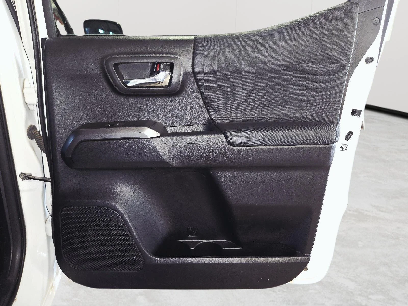 Used 2019 Super White Toyota TRD Off Road image 45