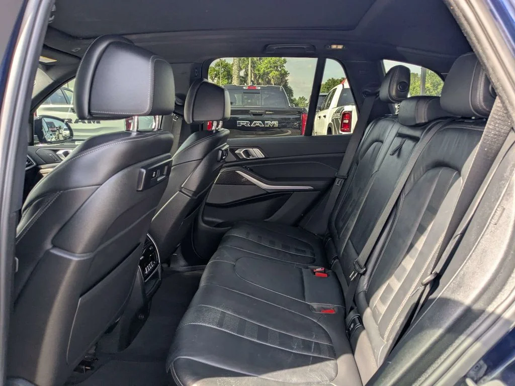 Used 2021 Blue BMW M50i image 14