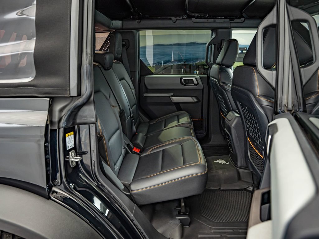 Used 2022 Shadow Black Ford Badlands image 34