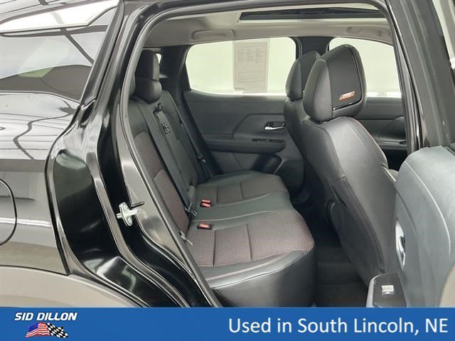 Used 2025 Super Black Nissan SR image 23
