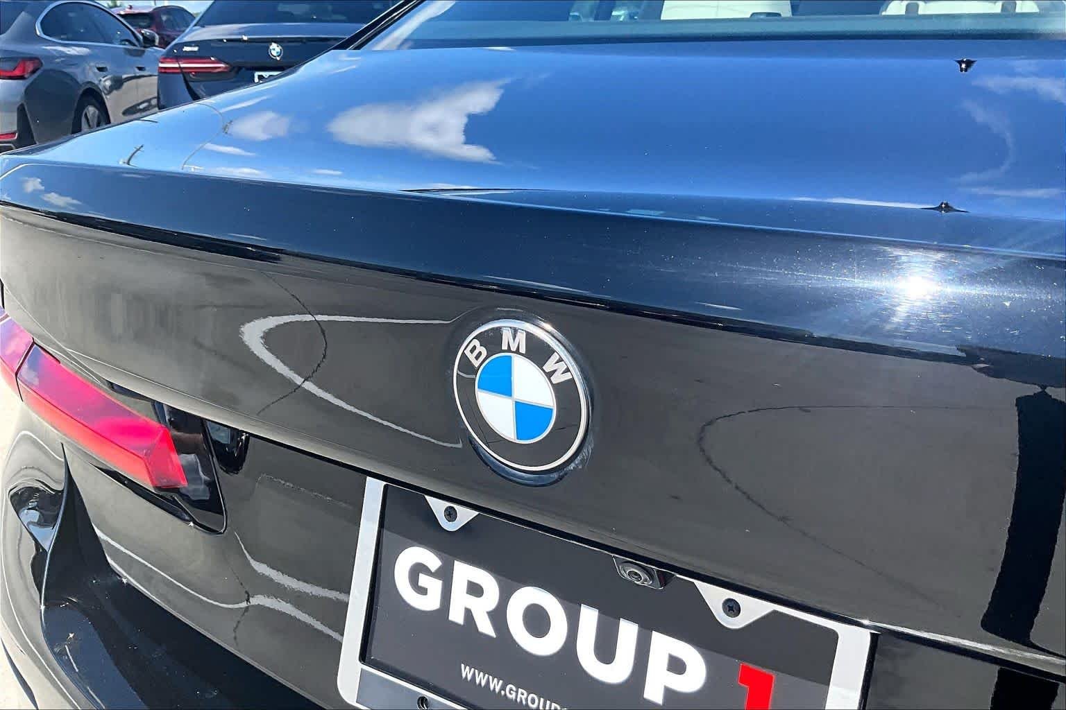 Used 2023 Jet Black BMW 530i image 29