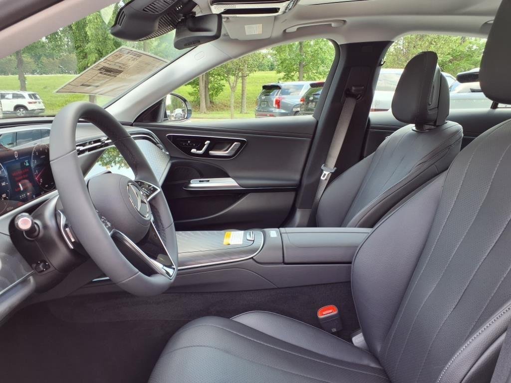 Used 2025 Polar White Mercedes-Benz E 350 image 11
