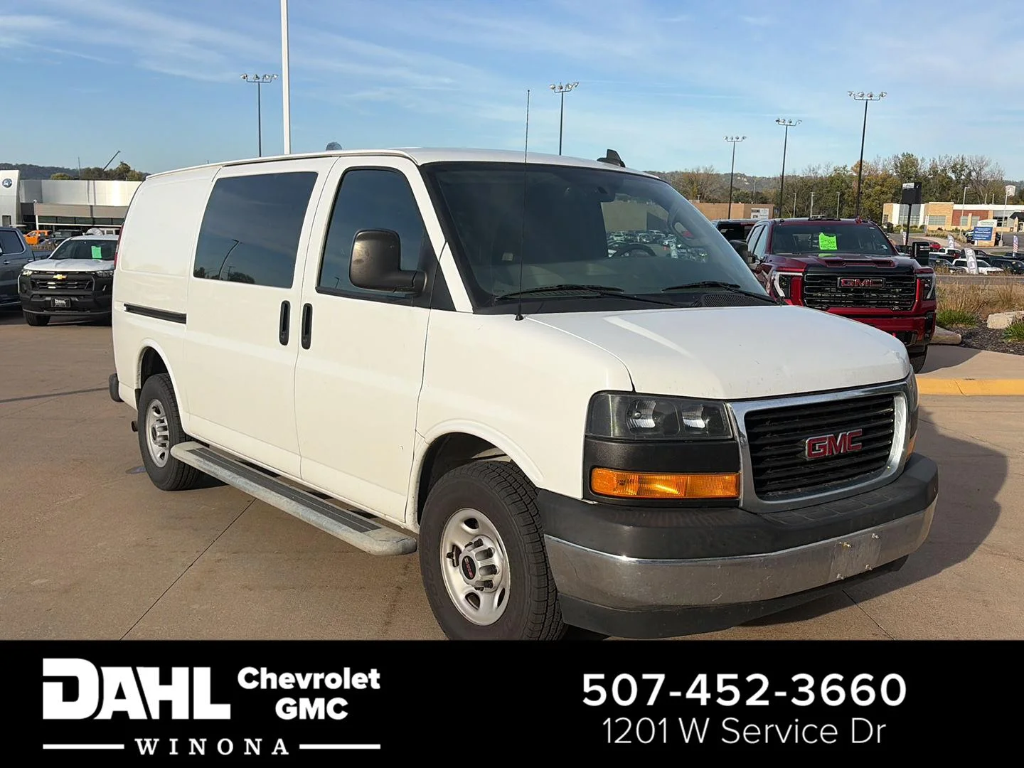 Used 2019 SUMMIT WHITE GMC VAN 2500 RWD 135" image 1
