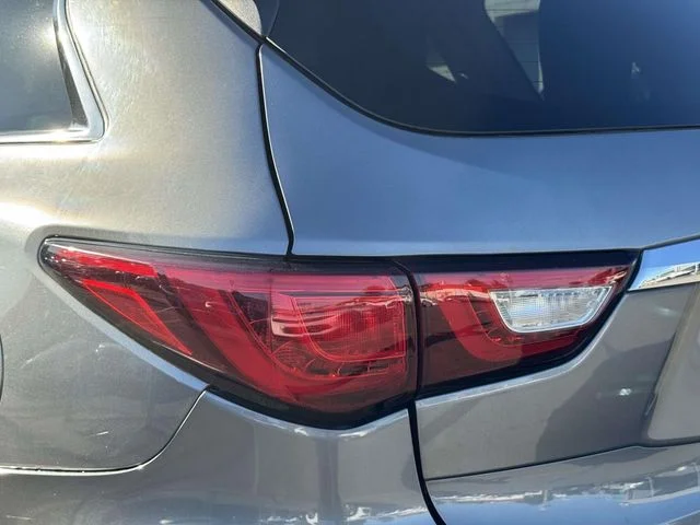 Used 2018 Gray INFINITI Base image 15
