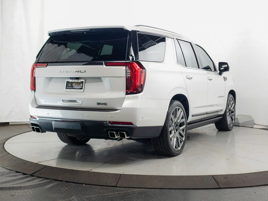 Used 2025 White Frost GMC Denali Ultimate image 32