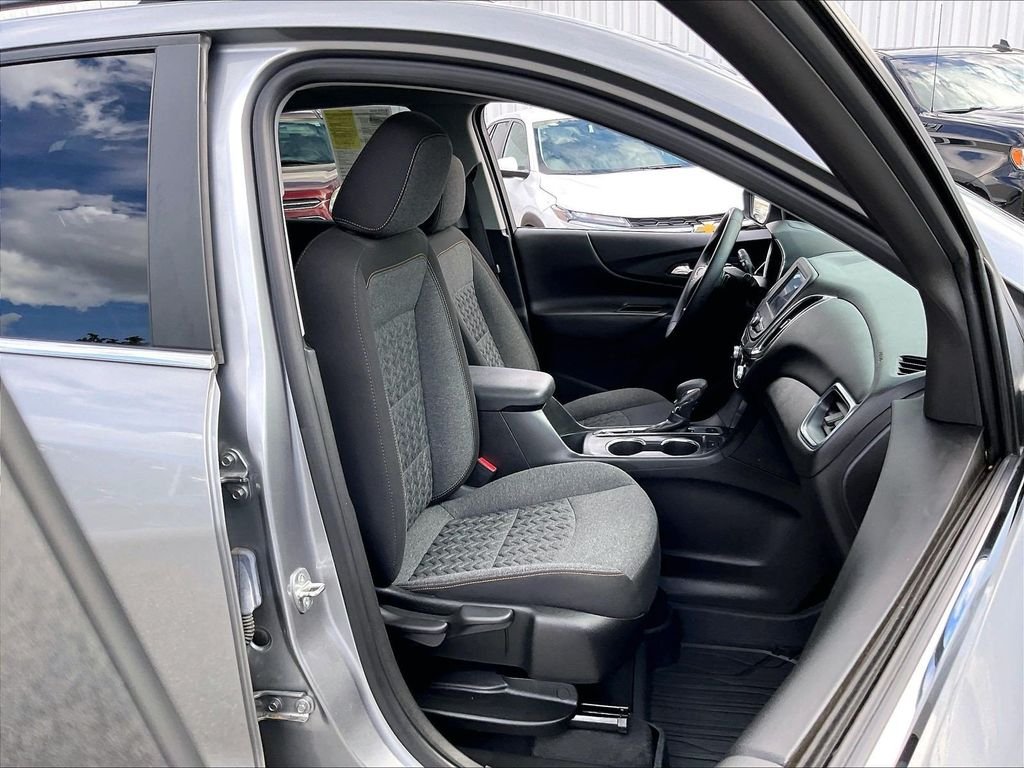 Used 2023 Gray Chevrolet LT image 8