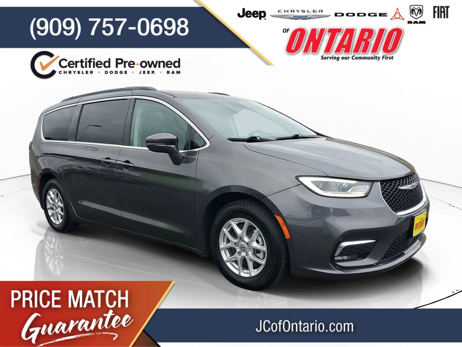 2022 Chrysler Pacifica Touring L's photo