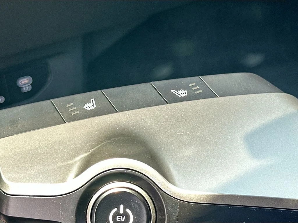 New 2026 Wolf Gray Kia LIGHT image 20