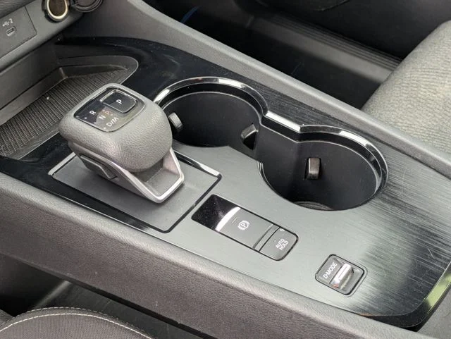 Used 2024 Silver Nissan SV image 22