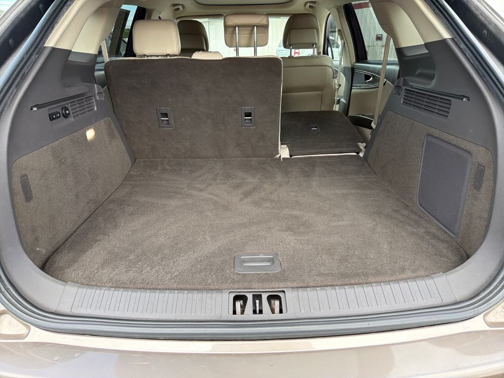 Used 2018 Brown Lincoln Reserve image 9