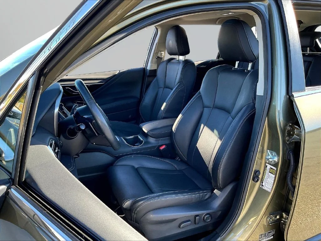 Used 2024 Green Metallic Subaru Limited image 22