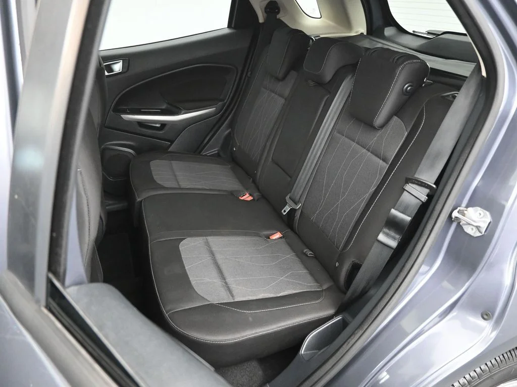 Certified Used 2018 Gray Ford SE image 13