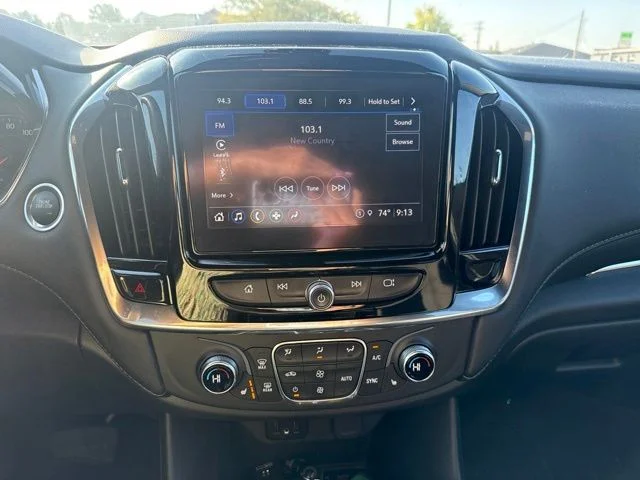 Used 2023 White Chevrolet LT image 17