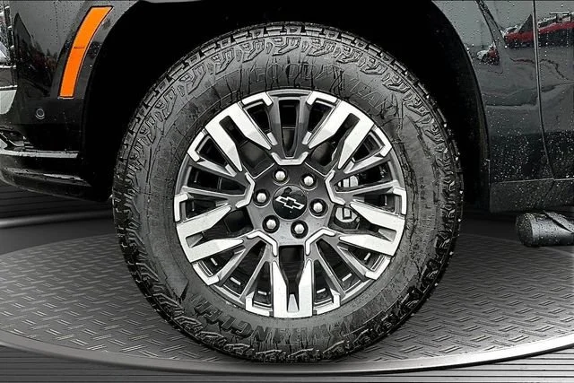 New 2026 Black Chevrolet Z71 image 13