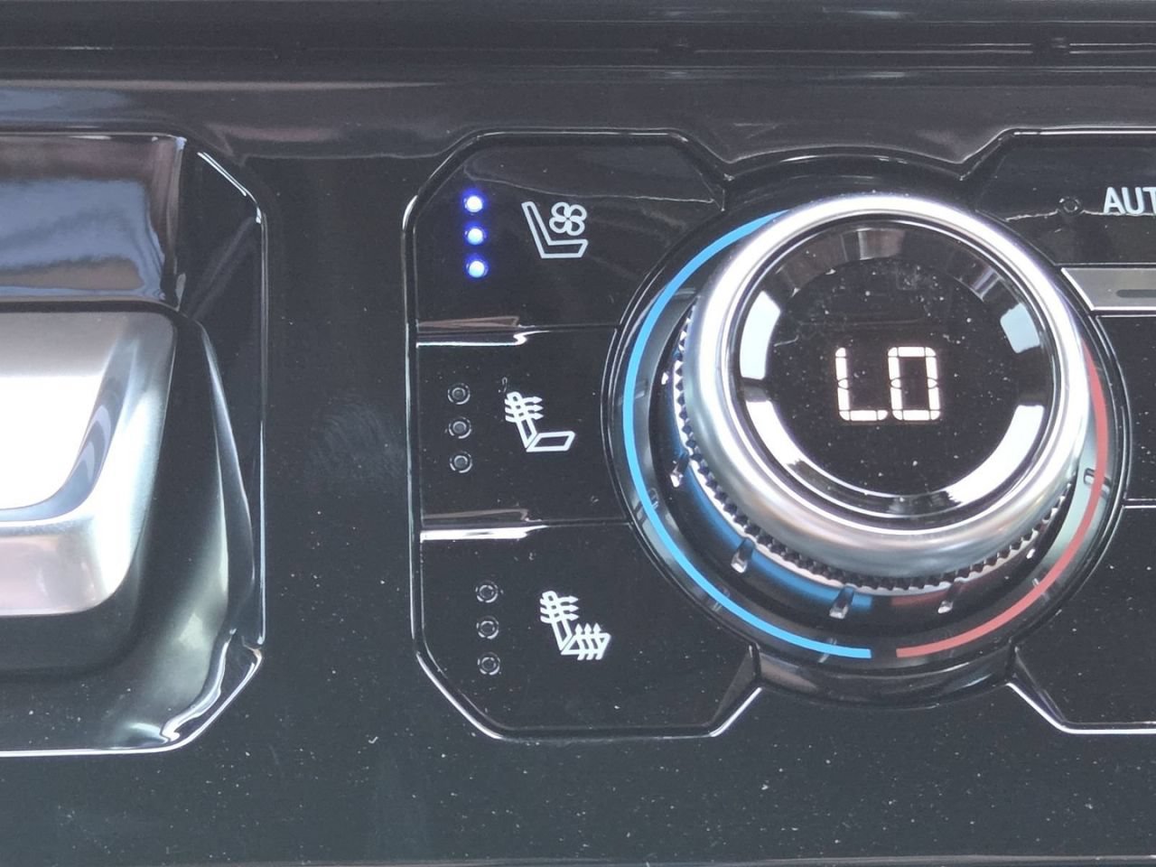 New 2026 Onyx Black GMC Denali Ultimate image 9