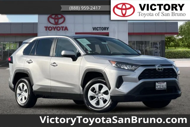 2022 Toyota RAV4 LE