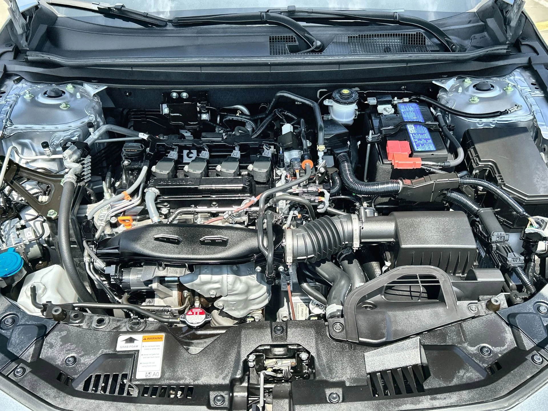 Used 2023 Lunar Silver Metallic Honda EX image 18