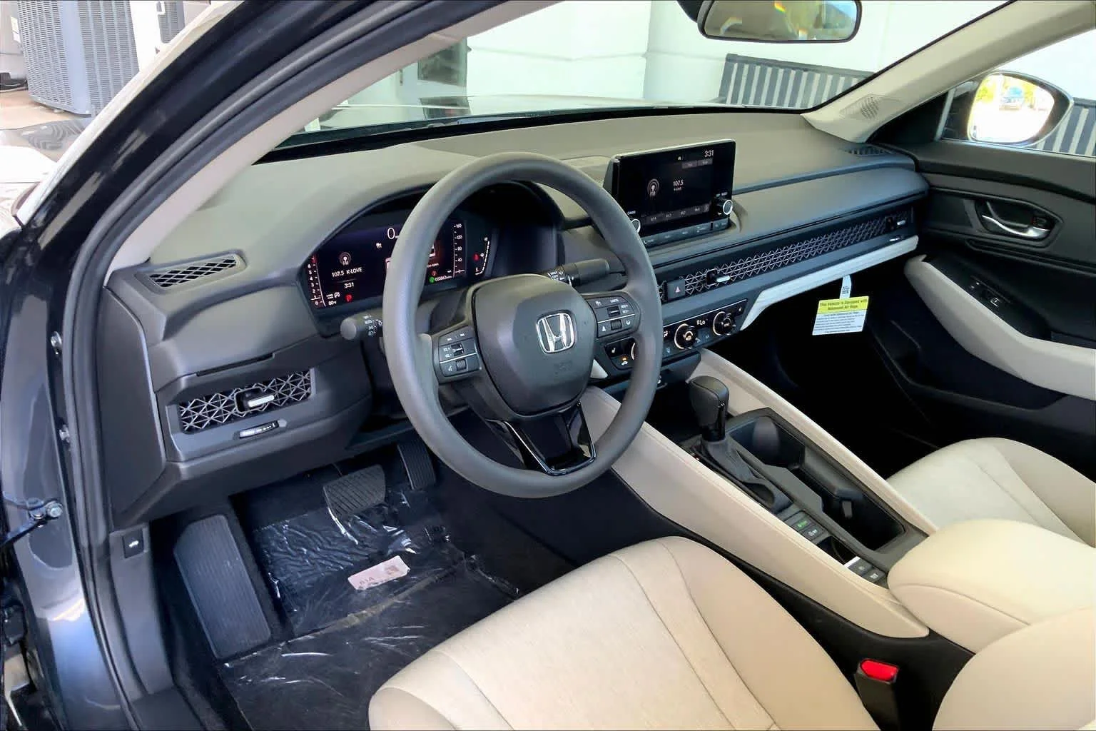 Certified Used 2025 Meteorite Gray Metallic Honda 1.5T SE image 18