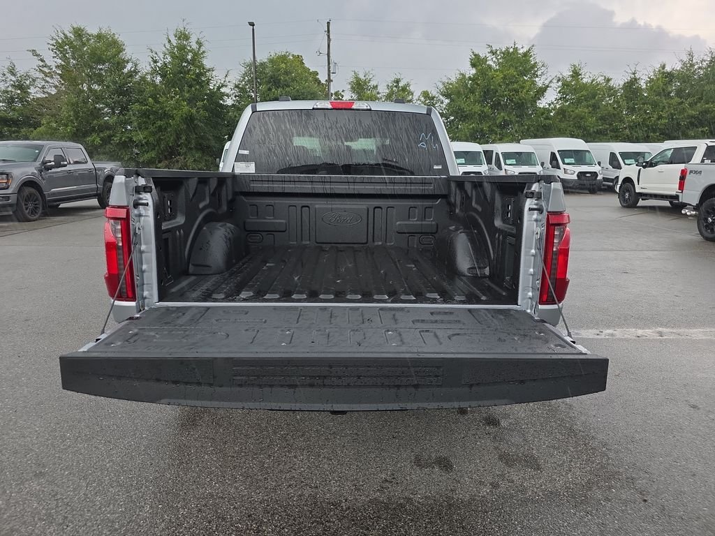 New 2026 Iconic Silver Metallic Ford XLT image 30
