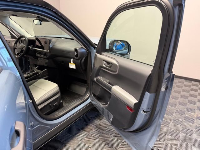 New 2026 Azure Gray Metallic Tri-Coat Ford Badlands® image 22