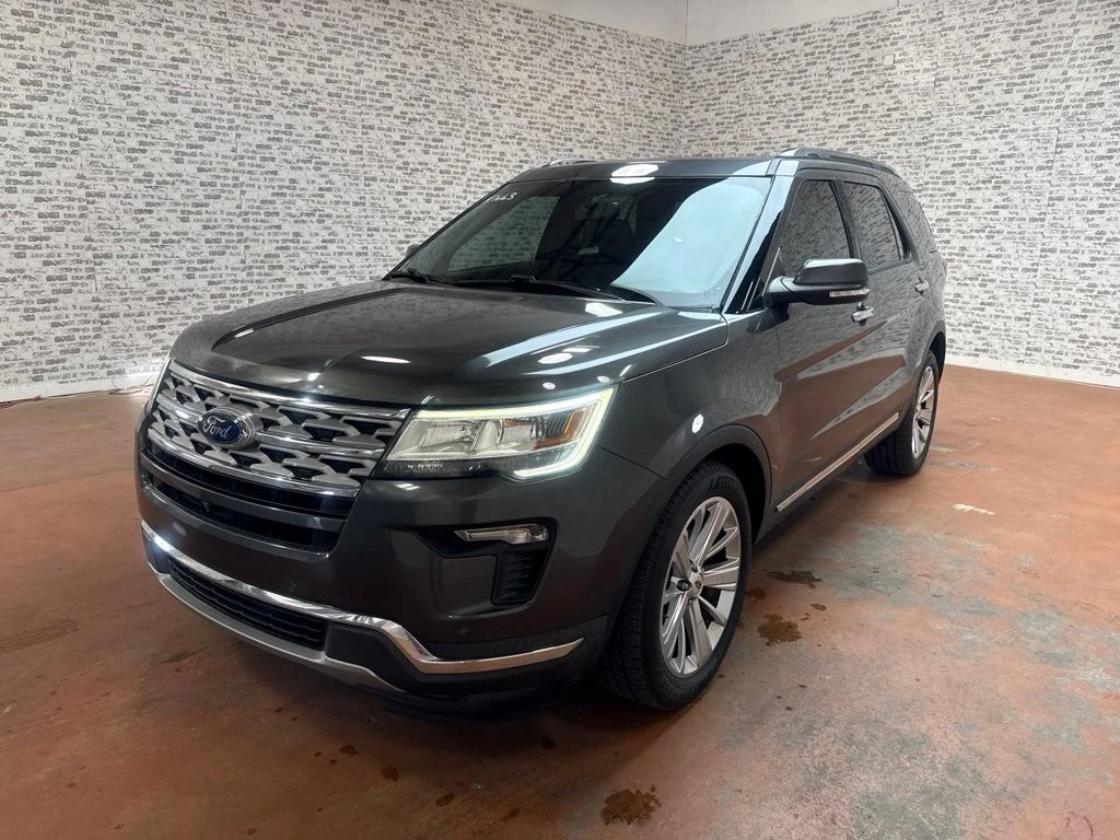 Used 2019 Magnetic Ford Limited image 3