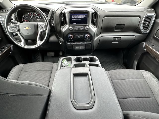 Used 2021 White Chevrolet LT image 10